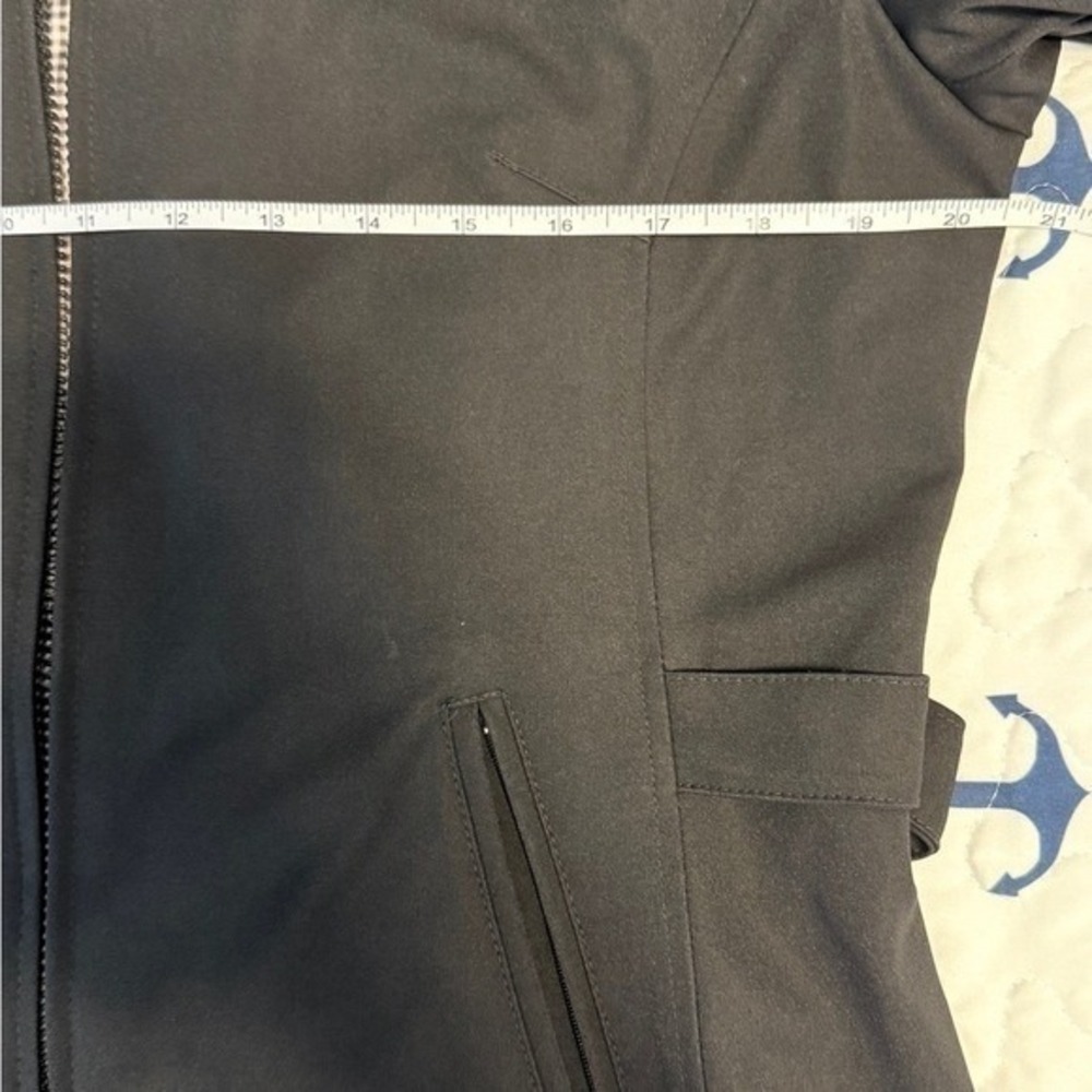 Dressbarn Womens Black‎ Softshell Hooded Jacket Full Zip Gingham Lining 51920008 - Picture 8 of 9